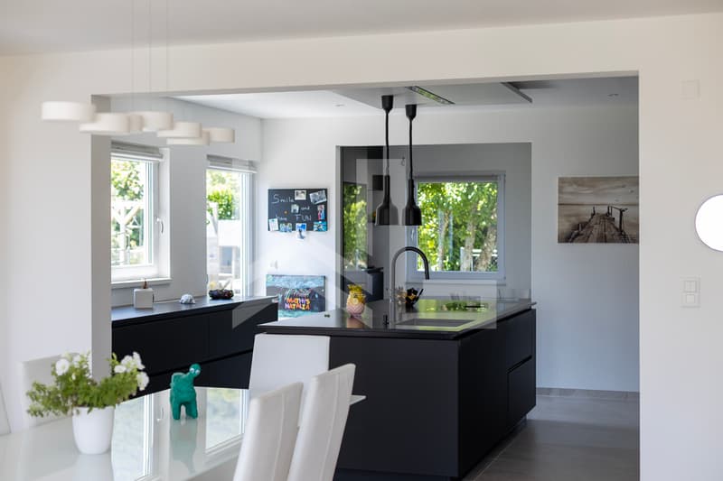Propriété contemporaine avec vue (6)