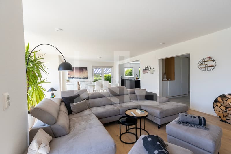 Propriété contemporaine avec vue (3)