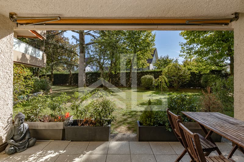 Appartement traversant avec jardin commun à 2 pas de la gare (6)