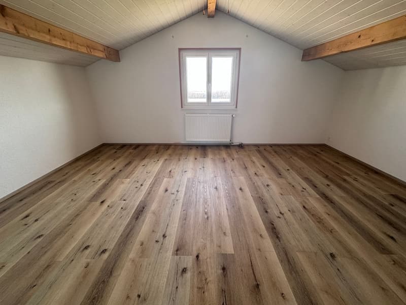 Charmante maison individuelle de 5 pièces à Coinsins avec grand jardin privatif (17)