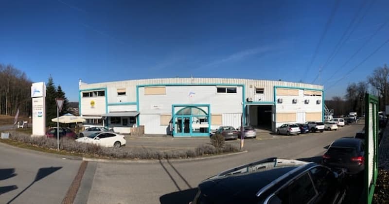 Locale in affitto situato in posizione ideale (1)