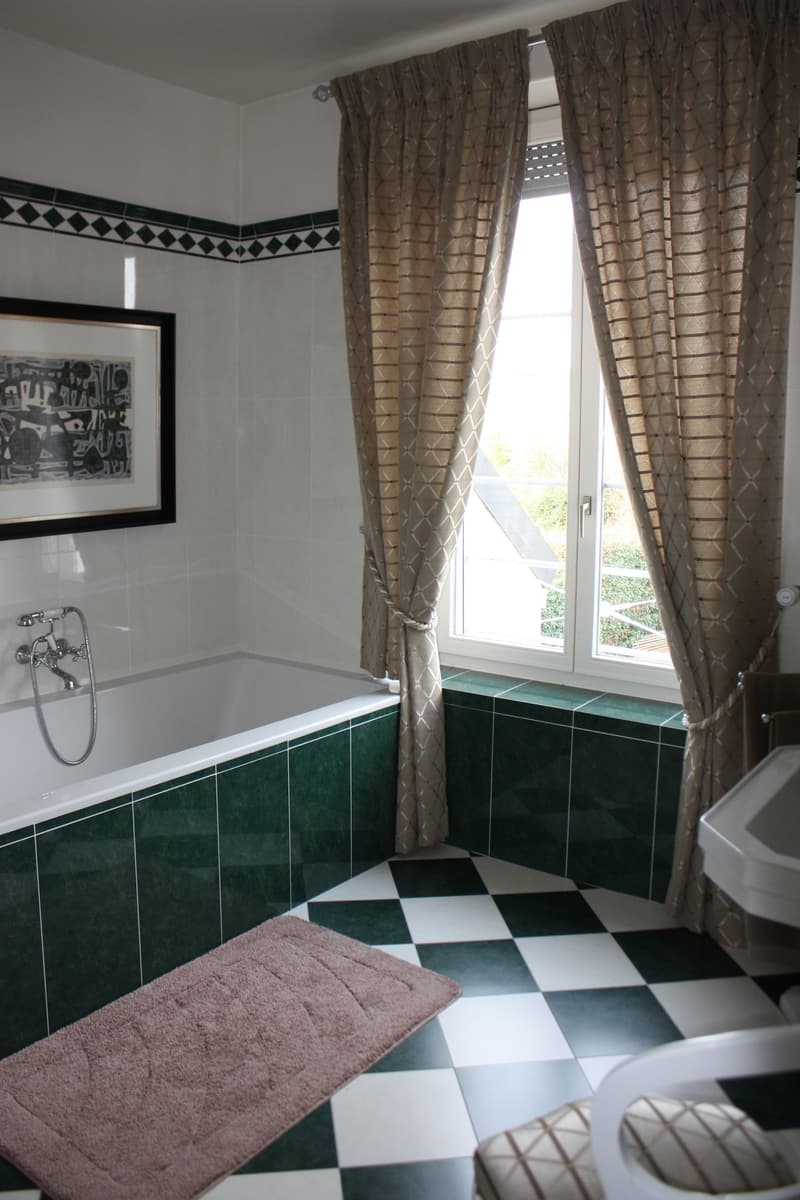 Majestic 12-room villa in Morges – with large private garden (27)