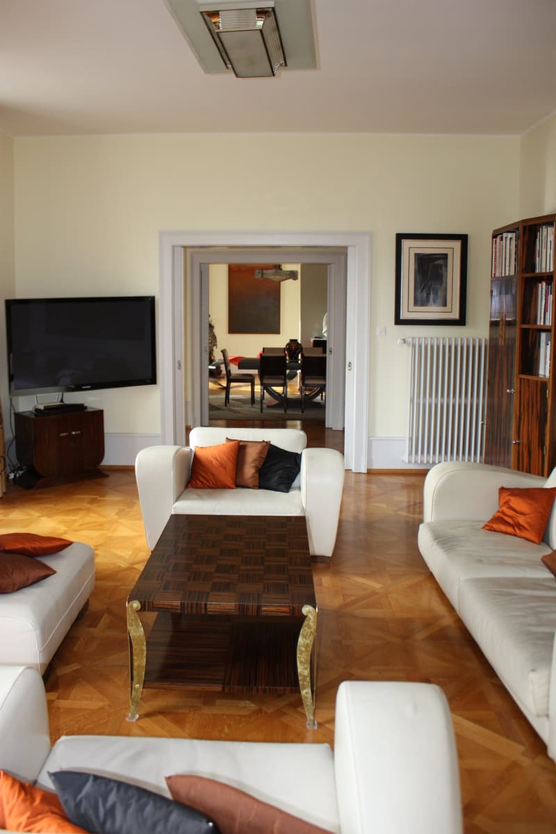 Majestic 12-room villa in Morges – with large private garden (20)