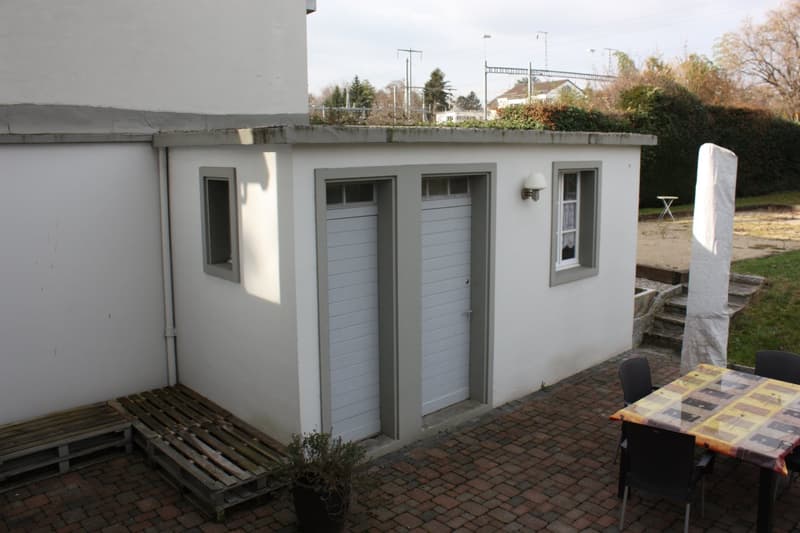 Majestic 12-room villa in Morges – with large private garden (40)