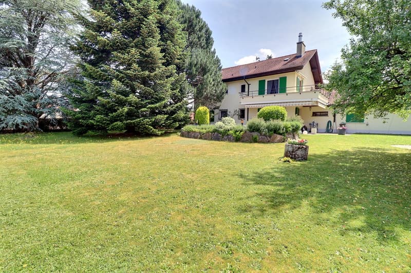 Beautiful single-family house in viager occupied without rent with a view of the Jura (5)