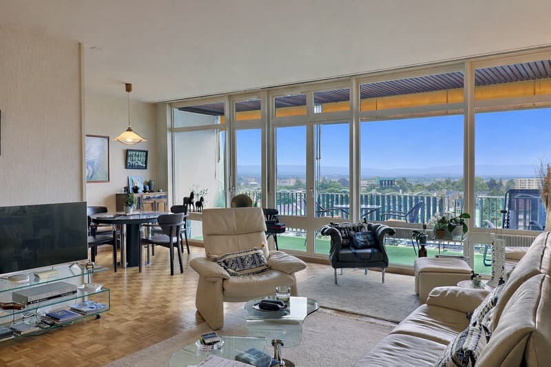 Schönes Apartment in höherem Stockwerk mit Pool in Viager besetzt ohne Rente (8)