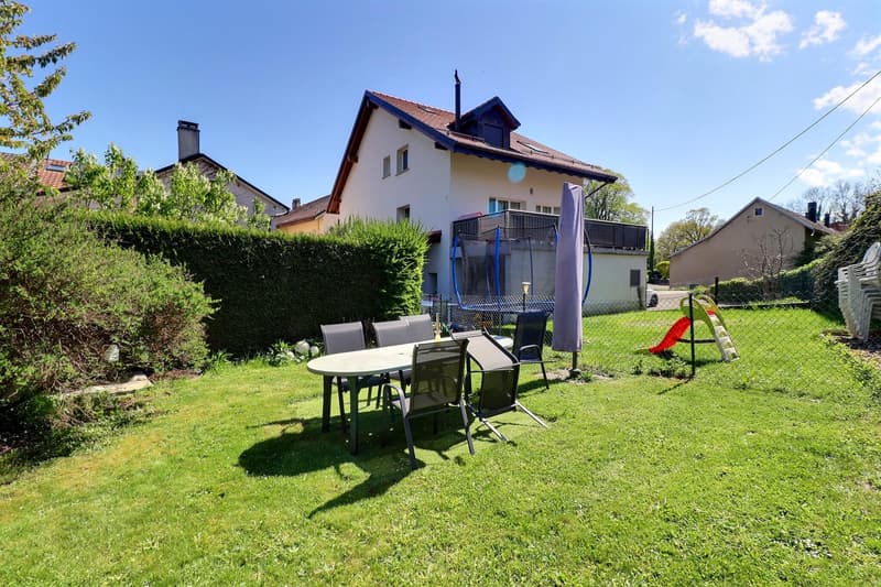 Jolie maison de village en viager occupé sans rente (12)