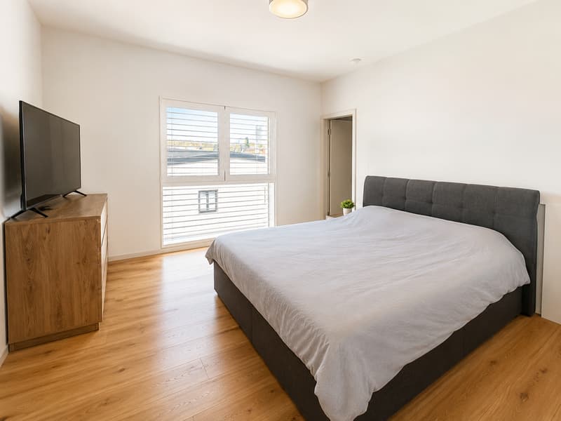 Mixed-use rental property ideally located in Payerne (6)