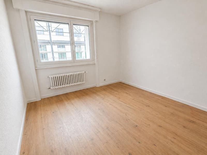 Meravigliosa appartamento di 3.5 locali a Friburgo ? quartiere Pérolles ? luminoso e completamente rinnovato (4)