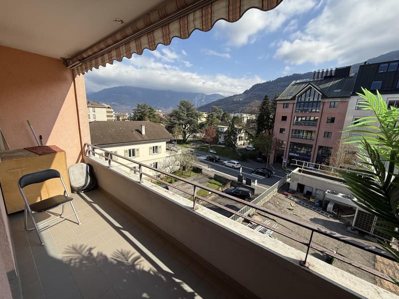 Studio avec grand balcon au coeur de Monthey (3)