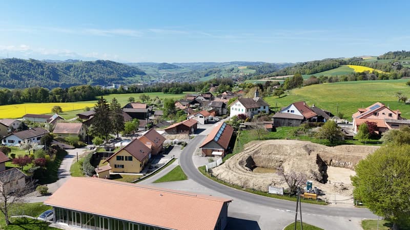 Villa contemporaine de 5.5 pièces avec grand jardin privatif à Bussy-sur-Moudon (1)
