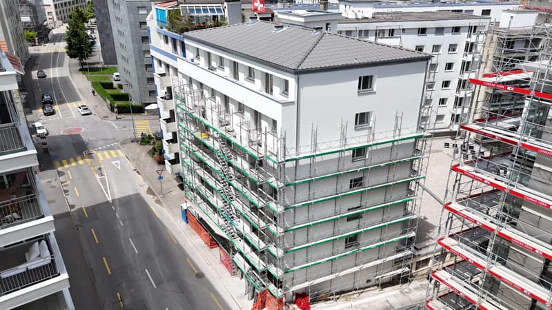Spacieux 3.5 pièces entièrement rénové, centre Fribourg (9)