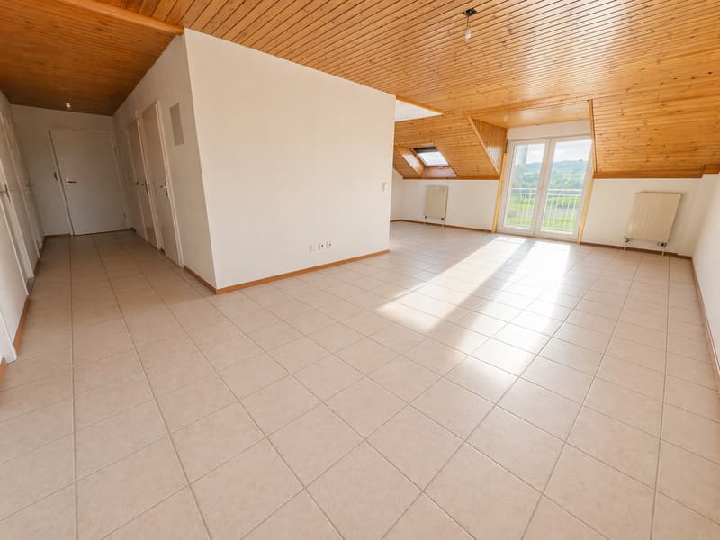 Très bel appartement rénové de 4.5 pièces à Fétigny (3)
