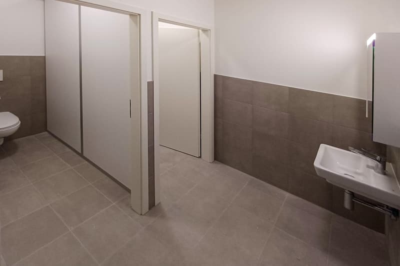 Werkstatt von 110 m2 im Erdgeschoss eines neuen Gebäudes (5)