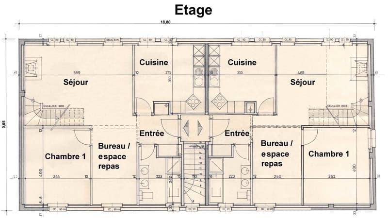Petit immeuble locatif avec affectation mixte au centre de Payerne (26)
