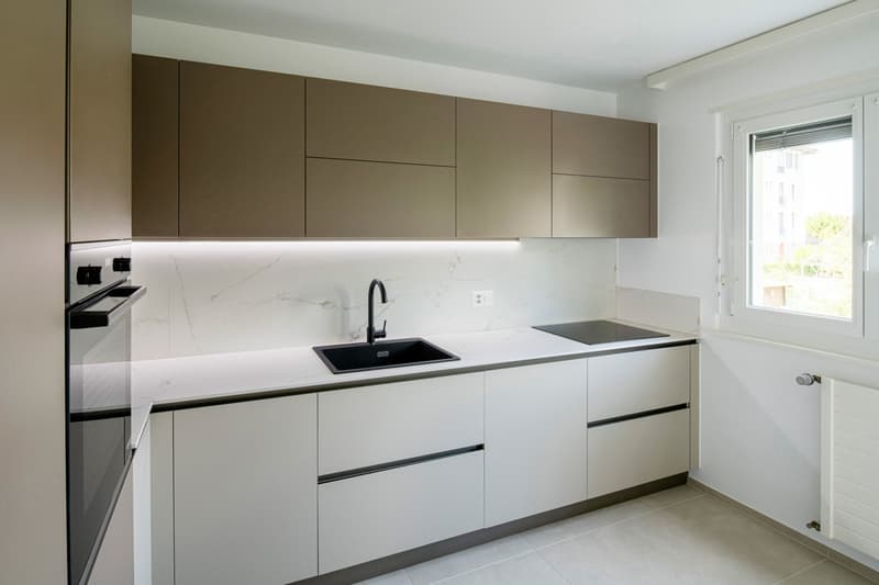 Appartement de 4,5 pièces entièrement rénové "haut standing" (4)