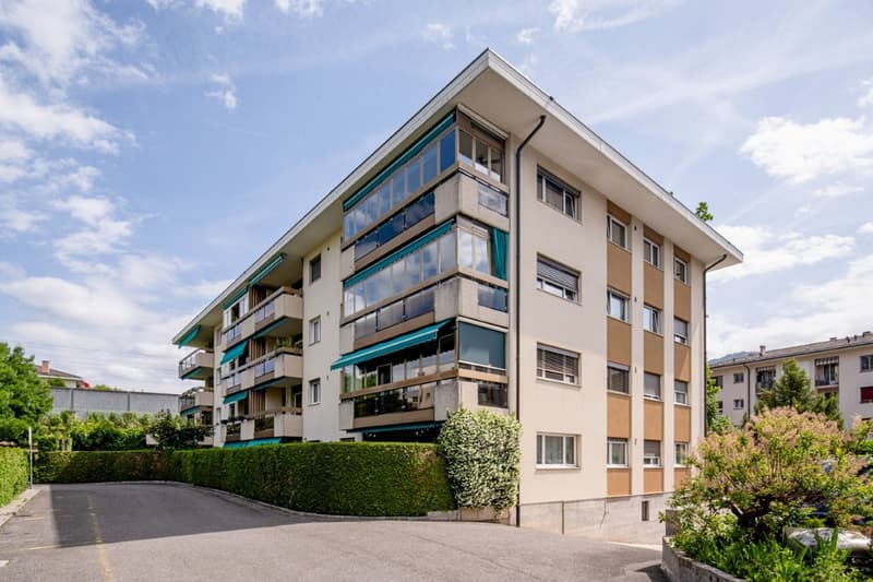 Appartement de 4,5 pièces entièrement rénové "haut standing" (10)