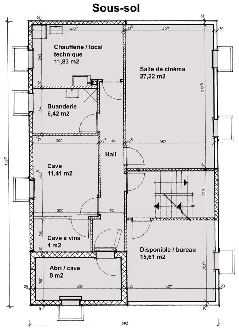 Magnifique et spacieuse villa de 7.5 pièces avec piscine (18)