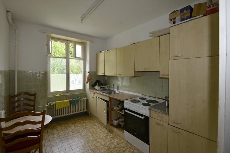 Immeuble locatif de 15 pièces au centre de Tramelan (8)