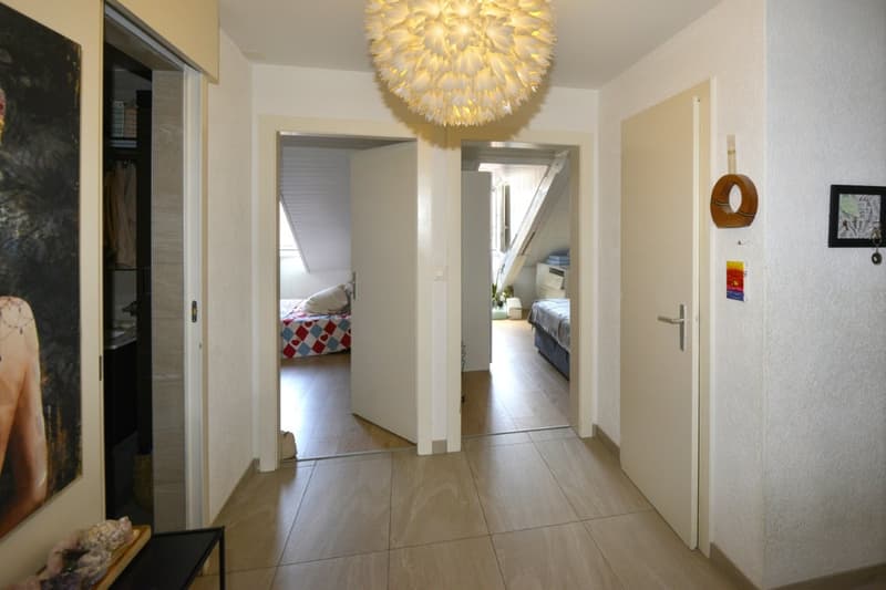 Beaucoup de cachet pour cet appartement de 4,5 pièces à Cossonay-Ville (4)