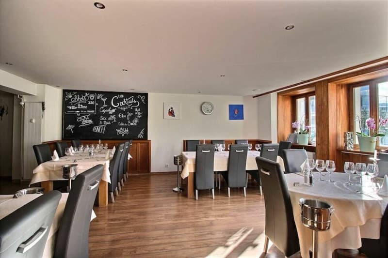 Restaurant 380 m2 au Sentier (10)