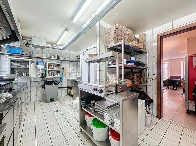 Commercial premises in PPE with ideal location (15)