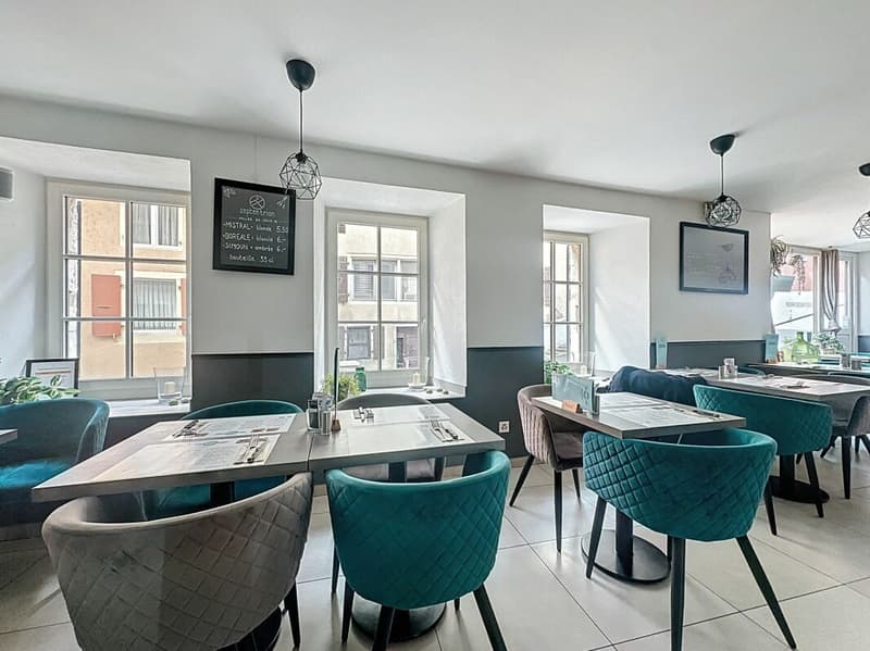 Commercial premises in PPE with ideal location (5)