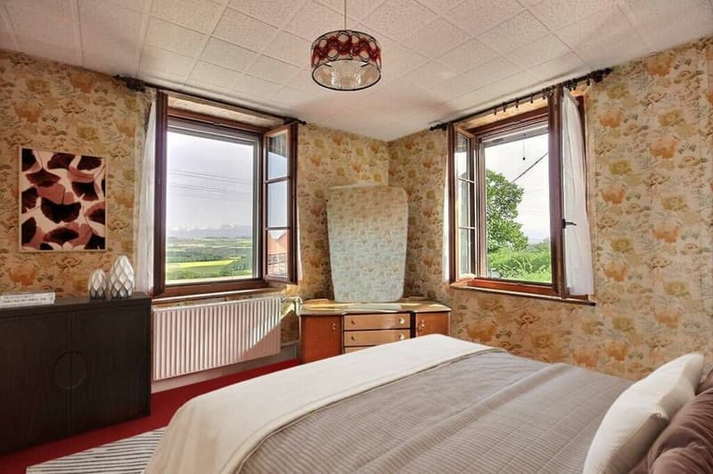 STUNNING VIEW! BEAUTIFUL FAMILY HOUSE WITH LARGE GARDEN BUILDABLE - FOUNTAIN (9)