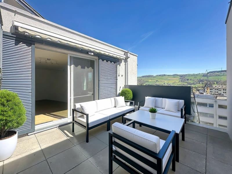 FAMILY SEMI-DETACHED VILLA, QUIET, WITH TERRACES AND BEAUTIFUL LIGHT (7)