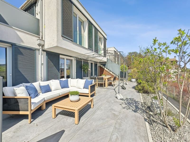 FAMILY SEMI-DETACHED VILLA, QUIET, WITH TERRACES AND BEAUTIFUL LIGHT (1)