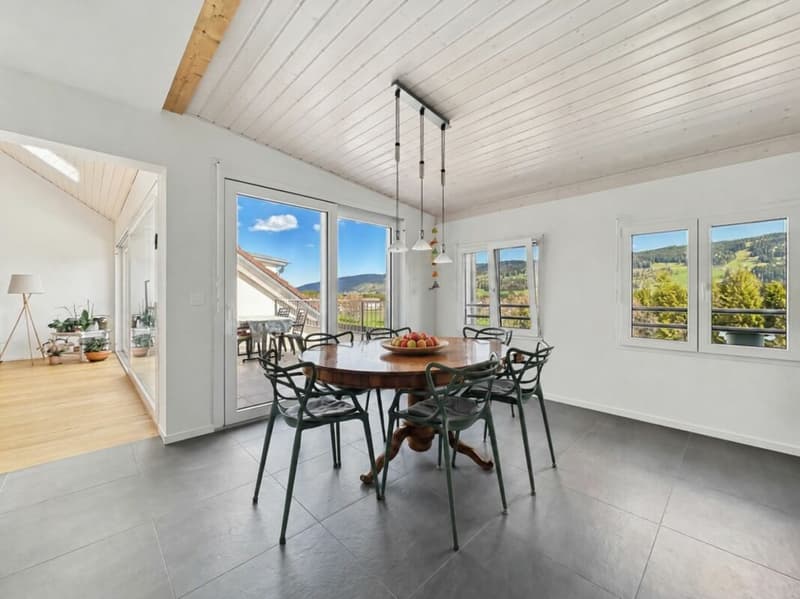 Spacious 5.5-room duplex with 2 balcony-baths (7)