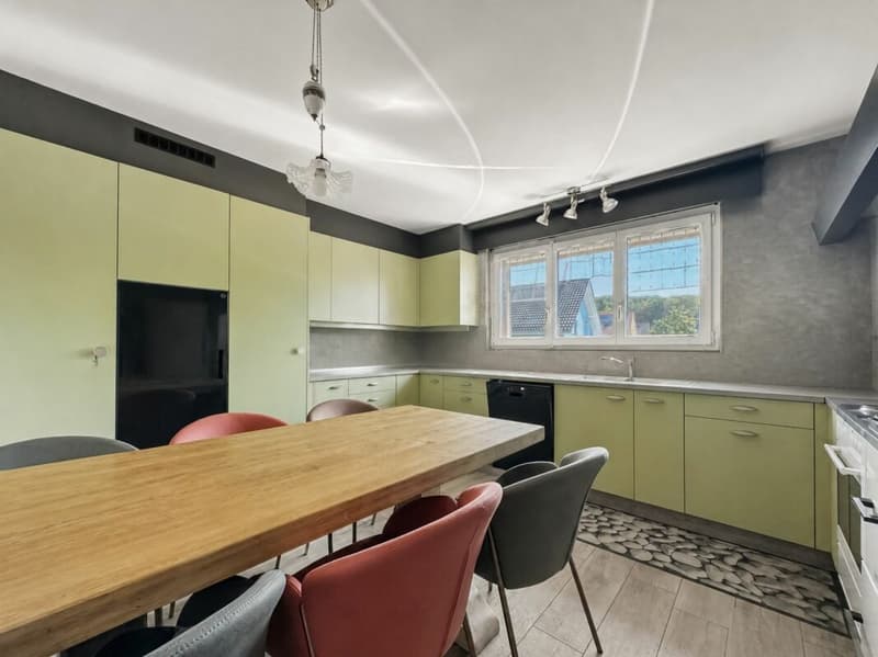 VIVEZ SUR UN ETAGE ! VILLA INDIVIDUELLE DE PLAIN-PIED ET COMBLES + UN STUDIO INDÉPENDANT (8)