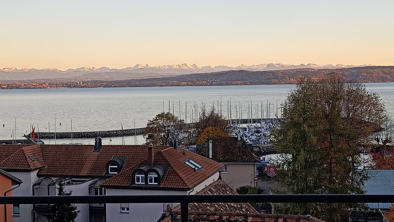 Magnifico con vista lago impareggiabile, a 5 minuti dalla spiaggia (18)