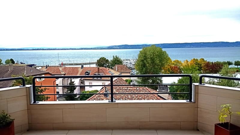 Magnifico con vista lago impareggiabile, a 5 minuti dalla spiaggia (3)