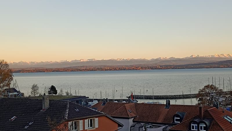 Magnifico con vista lago impareggiabile, a 5 minuti dalla spiaggia (17)
