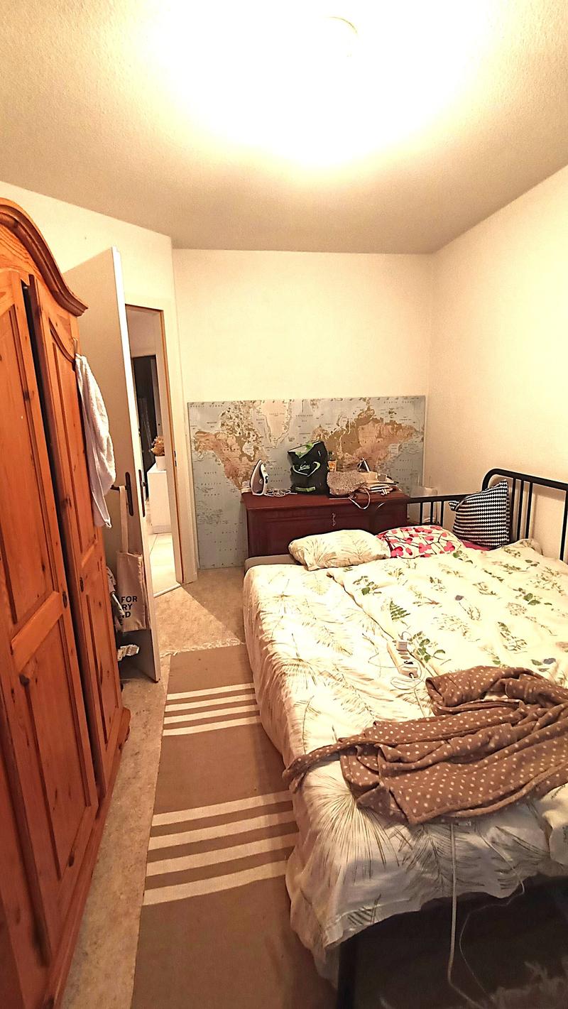 Beautiful semi-detached villa with 2 east and west terraces and garden – available immediately (12)