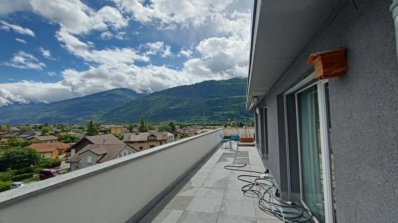 Prächtige Eckwohnung mit 66 m2 Panoramaterrasse (11)