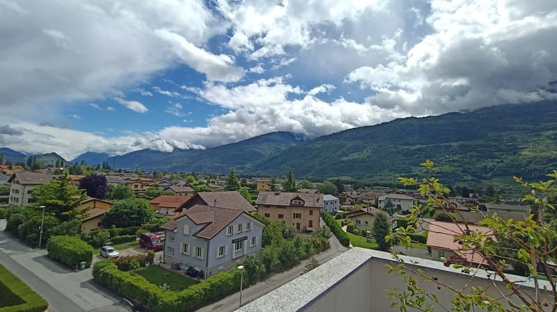 Prächtige Eckwohnung mit 66 m2 Panoramaterrasse (14)