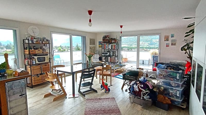 Prächtige Eckwohnung mit 66 m2 Panoramaterrasse (1)
