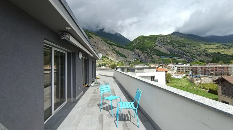 Prächtige Eckwohnung mit 66 m2 Panoramaterrasse (15)