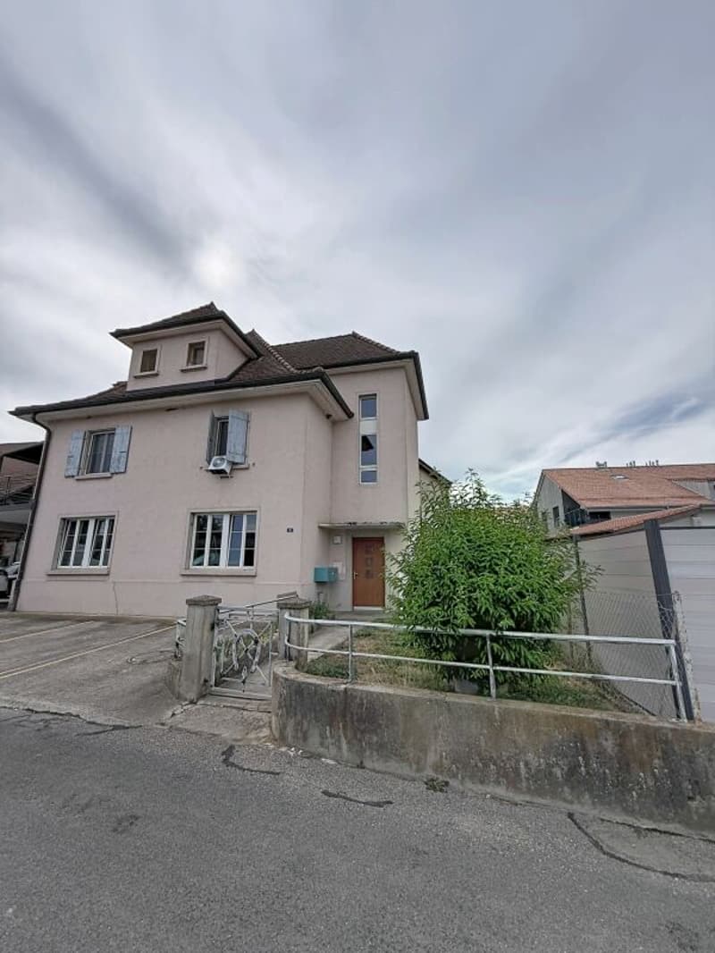 Charmante maisonnette triplex avec jardin (1)