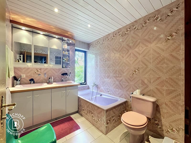Charming, single-story house in an exceptional environment (12)