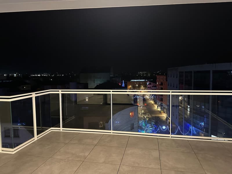 Appartamento di 3 locali moderno nuovo con balcone e vista sulla città a Saint-Louis (4)