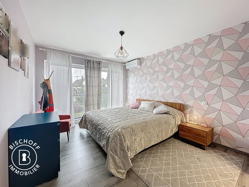 Beautiful Architect's Villa (22)