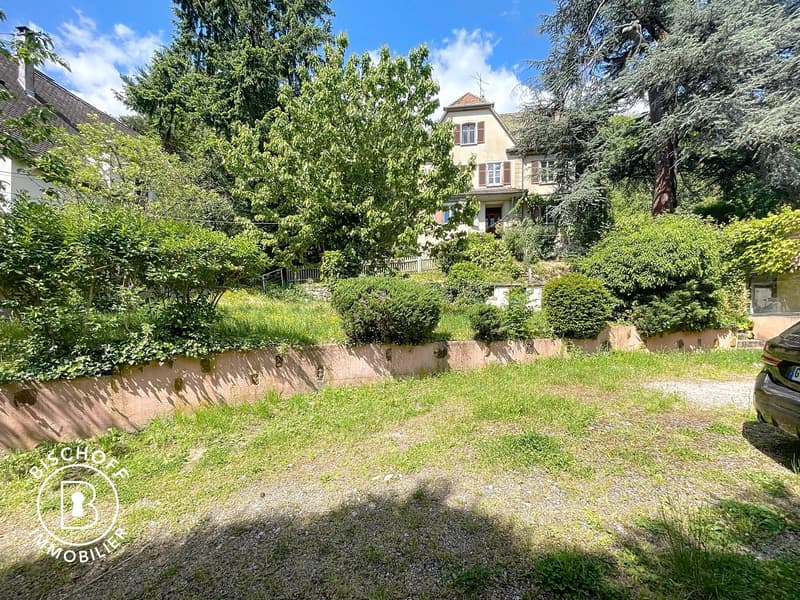 Charming single-family house from 1920 in a quiet location in Thann (31)