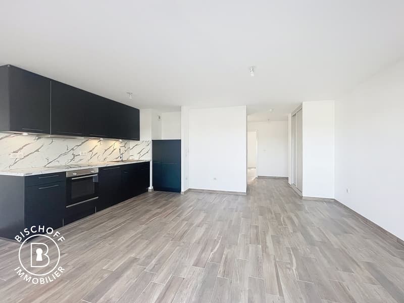Appartamento moderno di 3 locali con balcone a Saint-Louis (4)