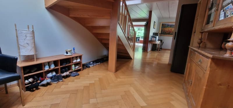 Beautiful 7-room property with large living spaces and superb garden (6)