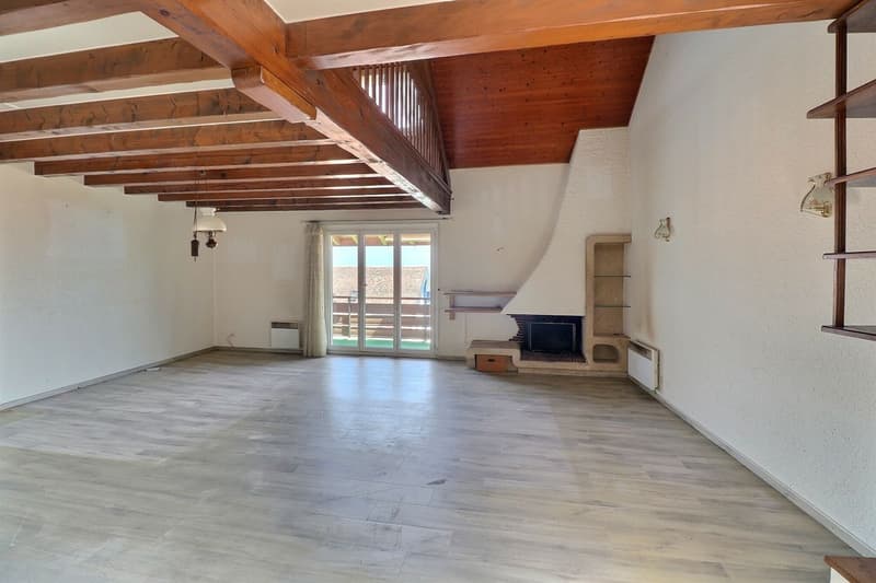 Villaggio di Arzier, casa indipendente con 2 appartamenti (5)