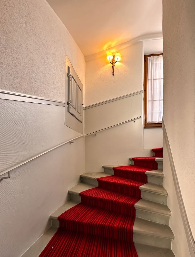 Helles 2,5-Zimmer-Wohnung mit Seeblick und Bergblick (8)