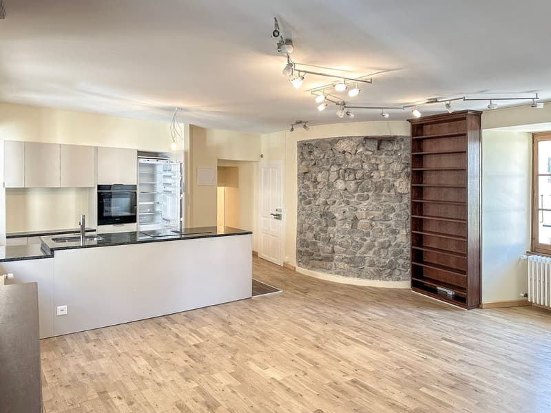 Appartement spacieux de 3,5 pièces avec vue sur les toits de Montreux (1)